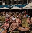 Turistas ingleses en Benidorm, este verano