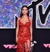 Selena Gomez en la alfombra roja de los premios MTV Video Music Awards