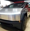 El Cybertruck destaca por su diseño claramente futurista