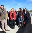 El presidente valenciano, Carlos Mazón, junto a la consellera de Medio Ambiente y Aigua, Salomé Pradas, durante una visita.
