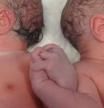 Dos mellizos que se dan la mano al nacer enternecen a todo un hospital