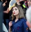 La joven nazi, Isabel Peralta, durante su reciente discurso antisemita en Madrid