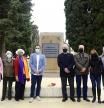 Monolito en homenaje a los represaliados por el franquismo en el Cementerio General de València