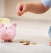 El aprendizaje sobre cómo relacionarnos con el dinero comienza en la infancia