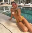 Dua Lipa luce el extremado bikini de crochet