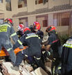 Los equipos de bomberos, tras 24 horas de trabajo, han localizado sin vida a la mujer origen cubano de 54 años de edad que estaba sepultada en los escombros del edificio de la urbanización Font Nova de Peñíscola que se derrumbó ayer por la tarde, según ha confirmado el servicio de emergencias de la Generalitat Valenciana. En el operativo de rescate han participado ciento cincuenta efectivos y ha sido necesaria la intervención de una grúa pesada para localizar el cadáver.