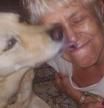 El arriesgado rescate de un mujer de 74 años para salvar a su perro de las fauces de un caimán