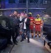Antonio Banderas no terminó de entender el reto de 'El hormiguero' a un grupo de bomberos de partir un coche por la mitad