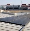 Las placas fotovoltaicas instaladas en el edificio de La Farga de l'Hospitalet de Llobregat