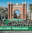 foto XAVIER CERVERA 18/12/2021 Multitudinaria (unos 35mil asistentes segun la Guardia Urbana) manifestación en Barcelona en apoyo de la escuela en catalán Los partidos independentistas y los comunes secundan la marcha, que ha recorrido el centro de la ciudad Miles de personas han recorrido el centro de la ciudad de Barcelona, desde la plaza Tetuan hasta el Arc del Triomf, en una manifestación bajo el lema 