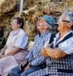 Un grupo de ancianos gallegos se divierte