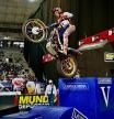 foto XAVIER CERVERA 10/04/2022 en el palau sant jordi se ha disputado el 45 trial indoor solo moto de barcelona ,mundial fim x-trial 2022 Han llegado a la final los catalanes Toni Bou (repsol) ,Adam Raga (trrs) y el italiano Matteo Grattarola (beta)