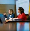 -FOTODELDÍA- MADRID, 29/04/2022.- La ministra de Hacienda y Función Pública, María Jesús Montero (d), y la vicepresidenta primera y ministra de Asuntos Económicos, Nadia Calviño, durante la presentación del escenario macroeconómico 2022-2025, este viernes en el Ministerio de Economía en Madrid. EFE/Juan Carlos Hidalgo