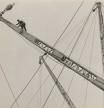 Grúa en la construcción del Empire State Building. Foto de Lewis Hine, c. 1912