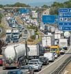 TRÁFICO MUY INTENSO EN LA AP-7 Y LATERALES DE LA B-30 A LA ALTURA DE SANT CUGAT - BELLATERRA -CERDANYOLA