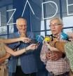 El empresario Juan Roig y el alcalde de València, Joan Ribó, atienden a los medios.