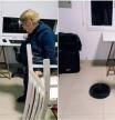 La peculiar guerra entre una anciana y un robot aspirador que provoca carcajadas en las redes