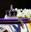La corona con el diamante Koh-i-Noor, en el funeral de la reina madre, Isabel Bowes-Lyon