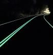 Marcas viales fluorescentes: las líneas que brillan en la oscuridad para salvar vidas