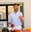 El nutricionista Pablo Ojeda advierte sobre la manía que tenemos al guardar los tomates y que hace que se echen a perder: “Uno respira lo que echa el otro”