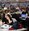 Ambiente de estudiantes universitarios en la biblioteca del edificio de las aguas en la UPF Ciutadella. Estudiantes, universidad