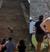 Un turista polaco sube la pirámide maya de Chichén Itzá y lo bajan a palazos en la cabeza