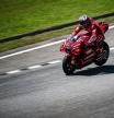 Enea Bastianini se estrenó con la Ducati oficial con el tercer mejor tiempo