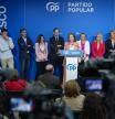 La secretaria general del PP, Cuca Gamarra, junto al presidente del PP vasco, Carlos Iturgaiz, en la inauguración, este lunes, de la nueva sede de Bilabo