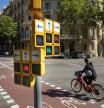 Semáforo múltiple para bicicletas en ronda Sant Pere entre la calle Girona y la plaza Urquinaona