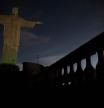 Las luces del Cristo Redentor de Río de Janeiro fueron apagadas en protesta por los insultos racistas a Vinícius