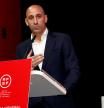 Se vende un cromo de Luis Rubiales con pelo por 1.000 euros