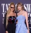 Las emotivas palabras de Taylor Swift a Beyoncé con las que zanja los rumores de rivalidad: “Ella ha sido una luz guía”