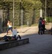 Vecinos de Barcelona reclaman que los parques abran más pronto