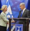 TEL AVIV (ISRAEL), 13/10/2023.- La presidenta de la Comisión Europea, Ursula von der Leyen (i), durante su reunión con el primer ministro israelí, Benjamín Netanyahu, tras la cual se mostró convencida este viernes de que la respuesta de Israel a los ataques de Hamás mostrarán que 