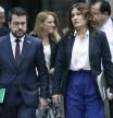 El presidente de la Generalitat, Pere Aragonès (i), acompañado por la consellera de la Presidencia, Laura Vilagrá (d)