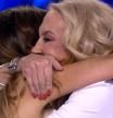 Laura Bozzo y Carmen Alcayde protagonizan un emotivo abrazo en la gran final de 'Gran Hermano VIP 8', mostrando que incluso las relaciones más tumultuosas pueden tener momentos de reconciliación