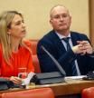 MADRID, 24/01/2024.- La diputada del PP Cayetana Álvarez de Toledo y su compañero de formación Miguel Tellado durante la reunión de la Diputación Permanente para debatir la solicitud del PP de comparecencia urgente del presidente del Gobierno, para explicar sus pactos con Junts, este miércoles en Madrid. EFE/ J.P.Gandul