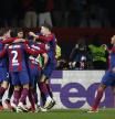 Los jugadores del Barcelona celebra el tercer gol del equipo