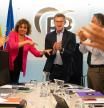 El presidente del PP, Alberto Núñez Feijóo, ha sido felicitado por su comité de dirección por los buenos resultados obtenidos en Catalunya