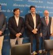 De izquierda a derecha, César Quintanilla (Uepal), Luis Rodríguez, presidente d ela Autoridad Portuaria de Alicante, Luis Barcala, Manuel Desantes y Pablo Ruz.