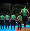 Voleibol Paralímpico: Morteza Mehrzad, el jugador iraní de voleibol de 2,46 que se ha visto obligado a dormir en el suelo en los Juegos Paralímpicos