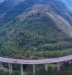 ‘La escalera del cielo’, la autopista china con 270 viaductos y 25 túneles