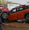 Estado en el que se encuentran varios vehículos por las intensas lluvias de la fuerte dana que afecta especialmente el sur y el este de la península ibérica, este miércoles en Picaña (Valencia)