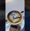 Pide un café con leche sin lactosa y el camarero tiene un detalle de primera: “Tendría que ser así siempre”