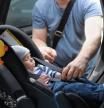 Por qué debes tirar la sillita infantil del coche tras un accidente (y romper las correas para que nadie pueda usarla)