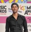 Se hace pasar por Enrique Iglesias y estafa 3.000 euros a una mujer de 60 años
