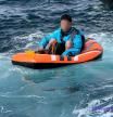 Rescatado un inmigrante que trataba de llegar a España en una barca hinchable de juguete
