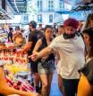 La Boqueria modifica el reglamento para recuperar la esencia perdida