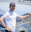 Pierre, el vivo retrato de Stefano Casiraghi, compite en una regata extrema de vela