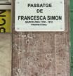 El pasaje dedicado a Francesca Simon con la placa recién instalada